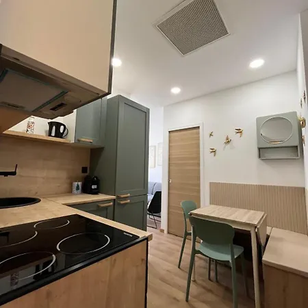 Saleya 2 - Superbe Nicois 6p Apartman *